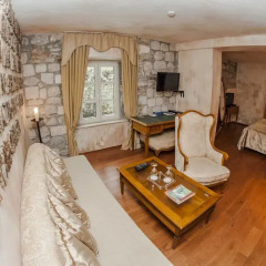 Boutique Hotel Astoria 4* Улучшенный номер с различными типами кроватей фото 12