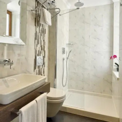 Mirrors Hotel 4* Стандартный номер с различными типами кроватей фото 3