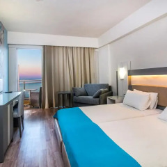 Отель Pegasos Beach комната для гостей фото 4