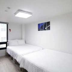 K-POP HOTEL Dongdaemun 2* Стандартный семейный номер с двуспальной кроватью фото 4