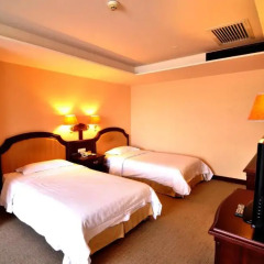 National Jade Hotel 4* Люкс с различными типами кроватей фото 2