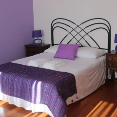 Хостел Ericeira Chill Hill Hostel & Private Rooms Стандартный номер двуспальная кровать (общая ванная комната) фото 13