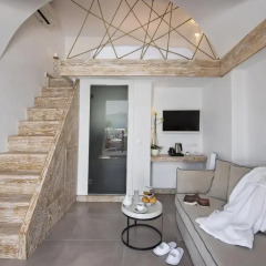 Отель Athina Luxury Suites 4* Люкс с двуспальной кроватью фото 10