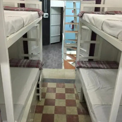 Отель Hostal Historico Centro Кровать в женском общем номере фото 3