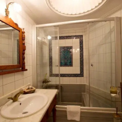Aruna Hotel 4* Улучшенный номер с различными типами кроватей фото 9