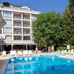 Karlovo Hotel бассейн