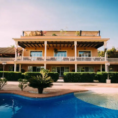 Hotel Restaurante La Plantación бассейн