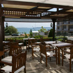 Hotel Berlin Beach питание