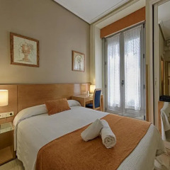 Отель Hostal San Lorenzo Стандартный номер фото 3