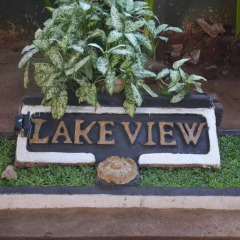 Отель Lake View The Tourist Guest House