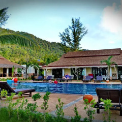 Отель Banana Beach Resort Таиланд, Ланта - отзывы, цены и фото номеров - забронировать отель Banana Beach Resort онлайн бассейн фото 2