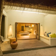 Отель Cocoon Maldives 5* Вилла с различными типами кроватей фото 6