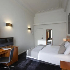 Отель Theater Hotel Leuven Centrum Бельгия, Лёвен - 1 отзыв об отеле, цены и фото номеров - забронировать отель Theater Hotel Leuven Centrum онлайн комната для гостей фото 4