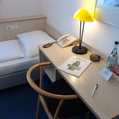 Enjoy Hotel Berlin City Messe 2* Стандартный номер с разными типами кроватей фото 3