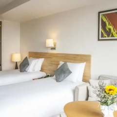Отель Oakwood Residence Sukhumvit 24, Bangkok 4* Улучшенная студия с различными типами кроватей