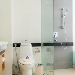 Hotel Icon Bangkok 4* Улучшенный номер с различными типами кроватей фото 23