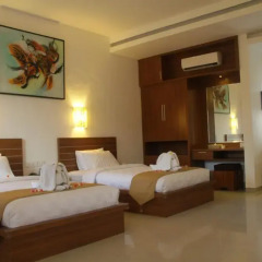 Отель Satriya Cottages 3* Улучшенный номер с различными типами кроватей фото 2