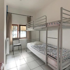 Brussel Hello Hostel Стандартный номер с 2 отдельными кроватями (общая ванная комната) фото 2