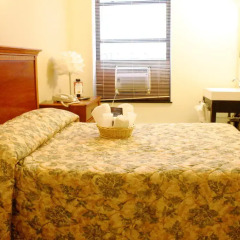 Отель Americana Inn 2* Стандартный номер с двуспальной кроватью (общая ванная комната) фото 4