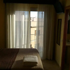 Отель Hostal Sant Sadurní Стандартный номер с двуспальной кроватью фото 8