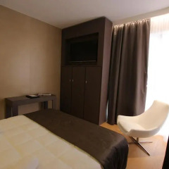 Отель Mokinba Hotels Baviera 4* Улучшенный номер с разными типами кроватей фото 42