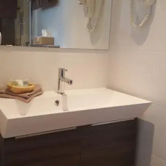 Отель JamieK's BnB Нидерланды, Амстердам - отзывы, цены и фото номеров - забронировать отель JamieK's BnB онлайн ванная фото 2