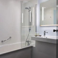 Отель Median Porte De Versailles 3* Стандартный номер фото 5