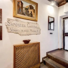Отель Garibaldi Old Soap Factory интерьер отеля