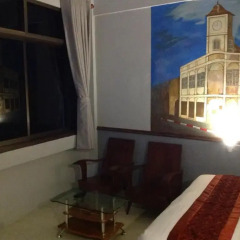 Beehive Phuket Old Town - Hostel Улучшенный номер разные типы кроватей фото 4