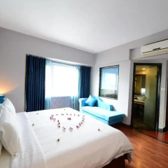 Gia Bao Grand Hotel 3* Номер Делюкс с различными типами кроватей фото 3