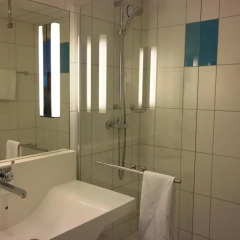 Отель Novotel Wroclaw City 3* Стандартный номер с двуспальной кроватью