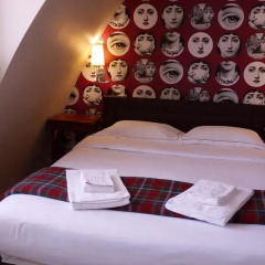 Отель HotelHome Paris 16 сейф в номере
