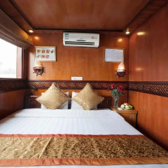Отель Halong Golden Bay Cruise комната для гостей фото 5
