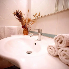 Отель I Soleandri Lodging Флоренция ванная