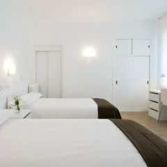 Отель NeoMagna Madrid 2* Улучшенный номер с различными типами кроватей фото 21