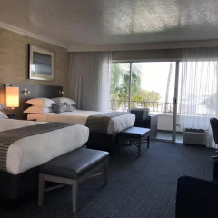 West Beach Inn, a Coast Hotel 3* Стандартный номер с 2 отдельными кроватями фото 2