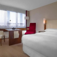 Sheraton München Westpark Hotel 4* Улучшенный номер с различными типами кроватей фото 2