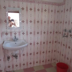 Отель Gautama Guest House Непал, Покхара - отзывы, цены и фото номеров - забронировать отель Gautama Guest House онлайн ванная фото 2