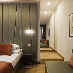 Отель Vittoriano Suite Улучшенный номер с двуспальной кроватью фото 8