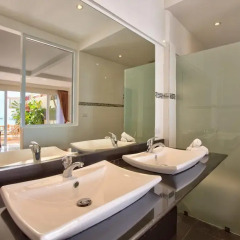 Отель Crystal Bay Beach Resort 3* Номер Делюкс с различными типами кроватей фото 7