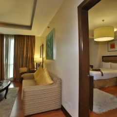 Crown Regency Hotel and Towers Cebu 4* Студия Делюкс с различными типами кроватей