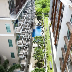 Отель Urban Condominium балкон