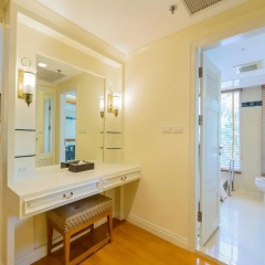Отель Centre Point Sukhumvit 10 4* Люкс с различными типами кроватей фото 6