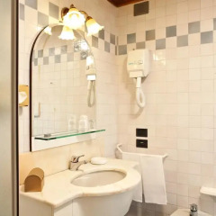 Fior Hotel Restaurant 4* Стандартный номер фото 4