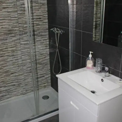 Отель Residencial Dom Duarte I 3* Стандартный семейный номер разные типы кроватей фото 11