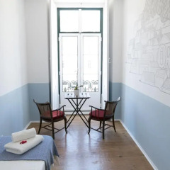 Отель Lisbon Check-In Guesthouse 3* Стандартный номер с различными типами кроватей фото 3