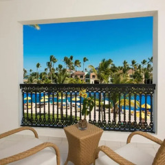 Отель Ocean Blue & Beach Resort - Все включено Доминикана, Пунта Кана - 8 отзывов об отеле, цены и фото номеров - забронировать отель Ocean Blue & Beach Resort - Все включено онлайн балкон