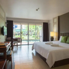 Отель Phuket Orchid Resort and Spa 4* Стандартный номер с двуспальной кроватью фото 18