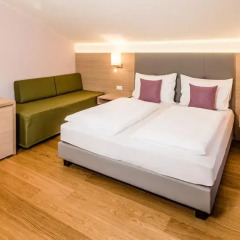 Отель Boutique Hotel Jardis Италия, Лана - отзывы, цены и фото номеров - забронировать отель Boutique Hotel Jardis онлайн комната для гостей фото 5