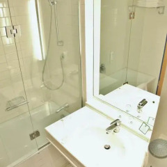 Отель Holiday Inn Hamburg 4* Стандартный номер с различными типами кроватей фото 6